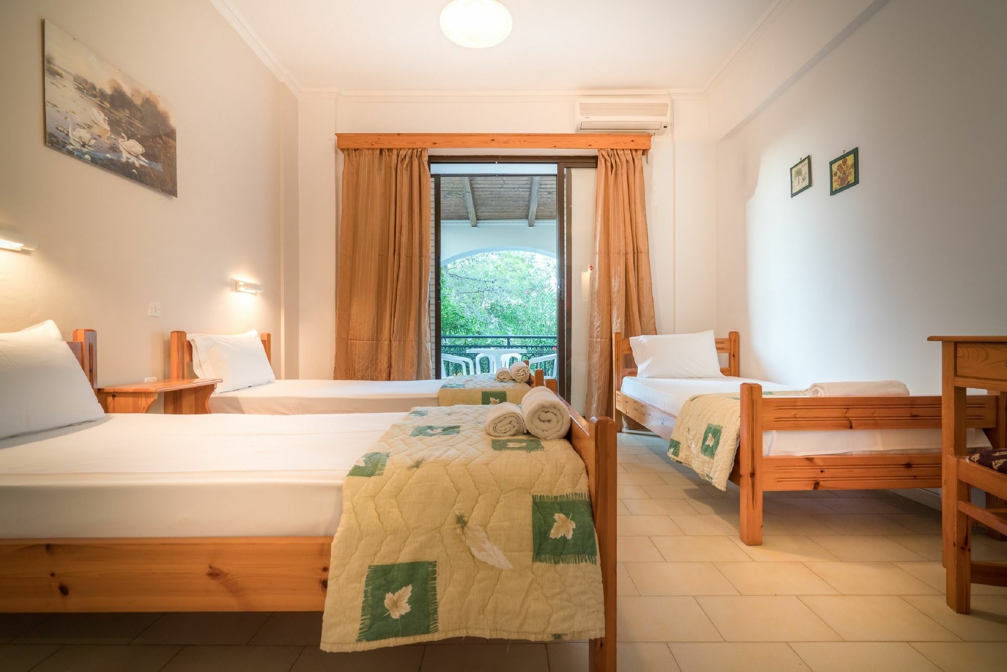Tota Studios Tsilivi  Extérieur photo
